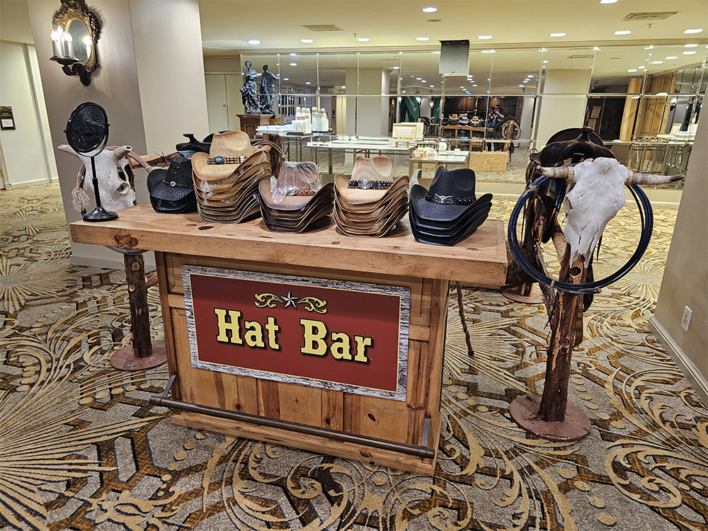 Western-Hat-Bar